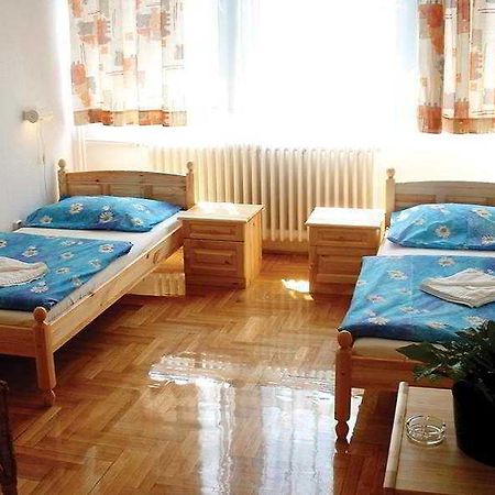 Hotel Rila Budapest Rum bild