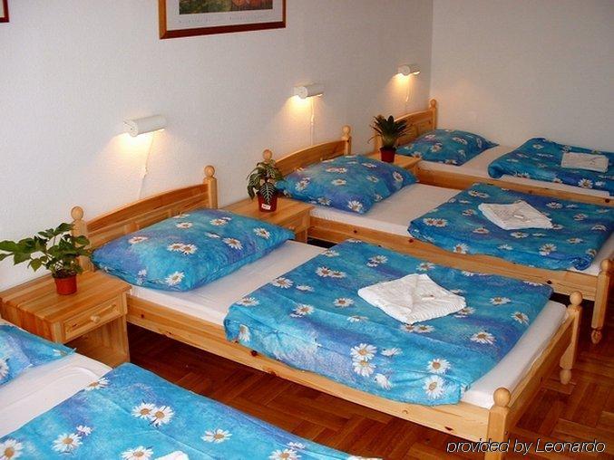 Hotel Rila Budapest Rum bild
