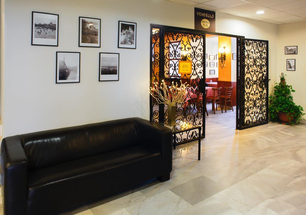 Hotel Rila Budapest Exteriör bild