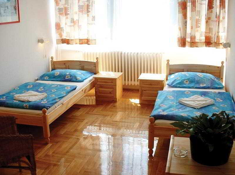 Hotel Rila Budapest Rum bild