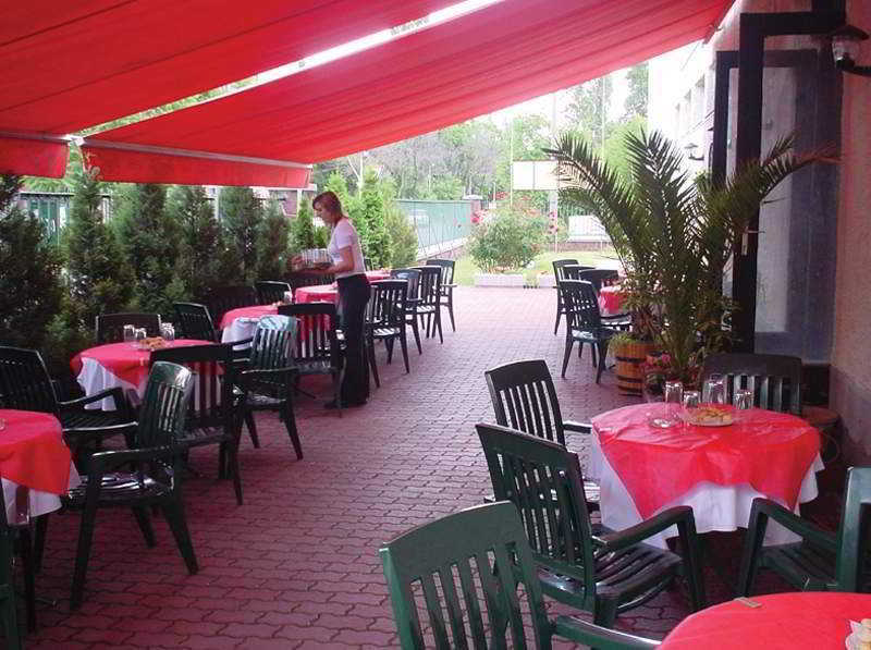 Hotel Rila Budapest Restaurang bild